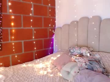 See _avrilwayne online Now @ wank.ch