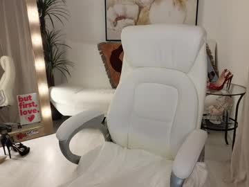 See _beylly online Now @ wank.ch