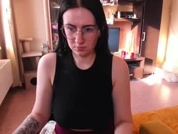 See _chrissy__ online Now @ wank.ch