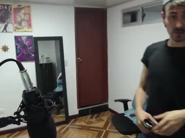 See _delacruz911_ online Now @ wank.ch