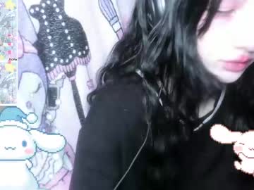 See _kuroneeko_ online Now @ wank.ch