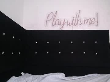 See _miaaleon online Now @ wank.ch