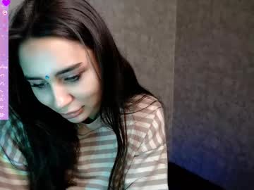 See _shynikki online Now @ wank.ch