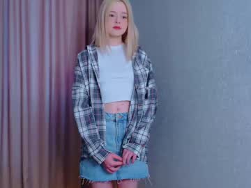 See _starshine online Now @ wank.ch