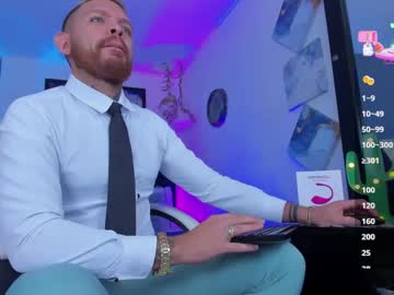 See Adil_aminn online Now @ wank.ch