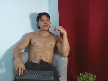 See Adriel_escalante online Now @ wank.ch