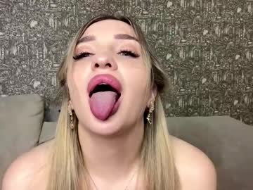 See Albertinadez online Now @ wank.ch