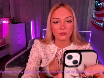 See Aleksacandy online Now @ wank.ch