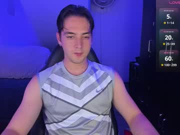 See Alex_smith0 online Now @ wank.ch