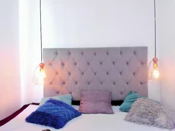 See Alexa_fox669 online Now @ wank.ch