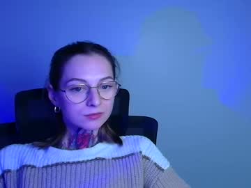 See Alexa_kittie online Now @ wank.ch