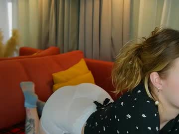 See Alice_tucci online Now @ wank.ch