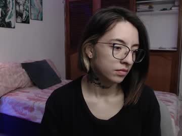 See Alicee_logan_ online Now @ wank.ch