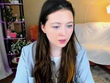 See Alluringeyess online Now @ wank.ch