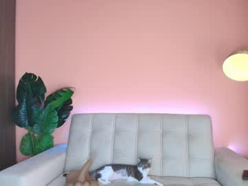 See Almacastillo2 online Now @ wank.ch