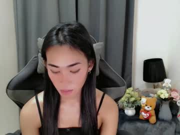 See Ami_lewis online Now @ wank.ch
