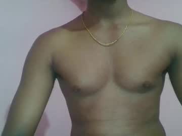 See Andres01_ online Now @ wank.ch
