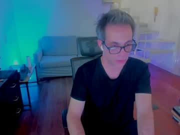 See Andy0pandi online Now @ wank.ch