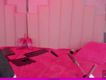 See Angelikarosse online Now @ wank.ch