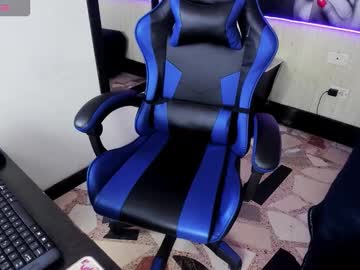 See Angell_cooper8 online Now @ wank.ch