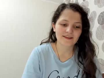 See Annaahcharm online Now @ wank.ch