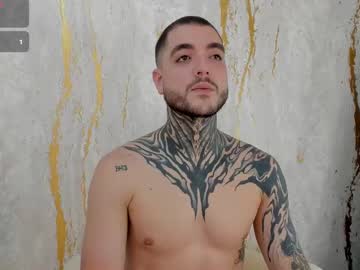 See Aronwade online Now @ wank.ch