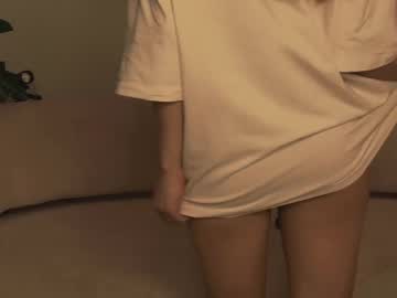 See Aryamirelle online Now @ wank.ch