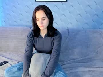 See Ashleytunes online Now @ wank.ch
