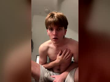 See Aussieboyethan online Now @ wank.ch