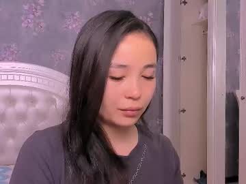 See Aya_moon online Now @ wank.ch