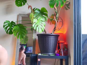 See B1gbanana online Now @ wank.ch