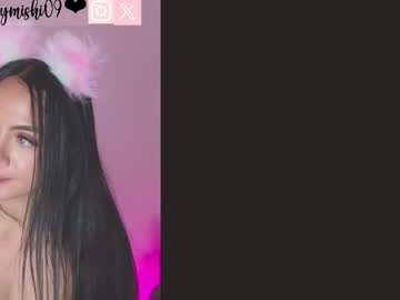 See Babymishi09 online Now @ wank.ch
