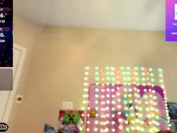 See Babyzelda online Now @ wank.ch