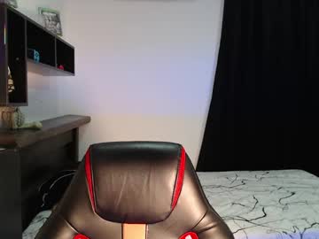 See Beararthur2 online Now @ wank.ch