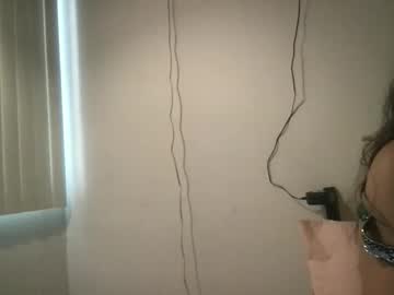 See Beijadense online Now @ wank.ch