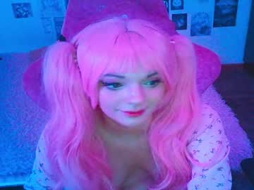 See Berriekitten online Now @ wank.ch