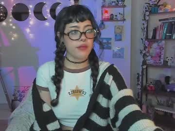 See Blushing_nymph online Now @ wank.ch