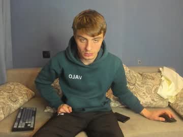 See Bristlebback online Now @ wank.ch