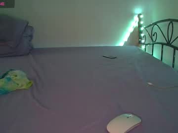 See Britneydivine online Now @ wank.ch