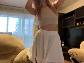 See Brittanifayard online Now @ wank.ch