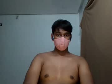 See Brownguy2505 online Now @ wank.ch