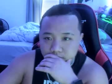 See Buffsexyman24 online Now @ wank.ch