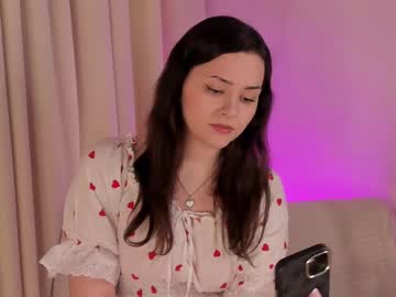 See Camillaadrian online Now @ wank.ch