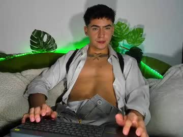 See Camilo_xcam online Now @ wank.ch