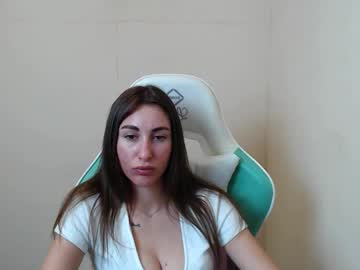 See Cammila_horn online Now @ wank.ch