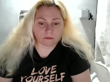 See Candycream74 online Now @ wank.ch