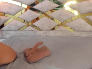 See Caro_giraldo_ online Now @ wank.ch