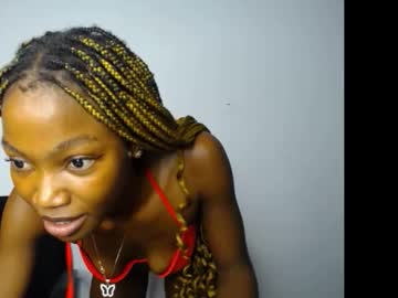 See Carobaby8 online Now @ wank.ch