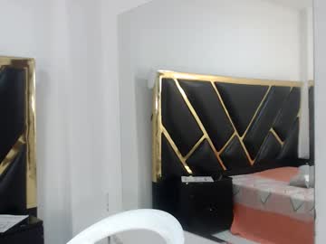 See Carolrousee online Now @ wank.ch