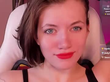 See Cathybarnes online Now @ wank.ch